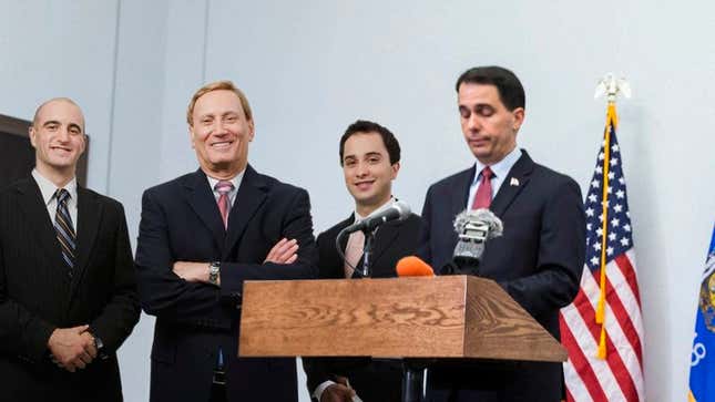 Image for article titled Voters Look On In Horror As 3 New Republican Candidates Appear In Place Of Scott Walker