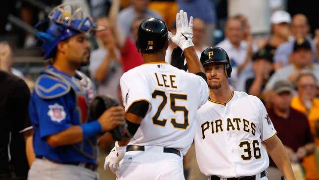 Image for article titled Pirates Acquire Lee, Ludwick To Bolster 2nd-Half Collapse