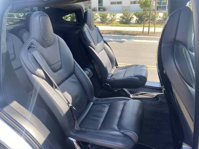 Image for article titled At $63,500, Could This 2017 Tesla Model X 75D Mean X Finally Marks The Spot?