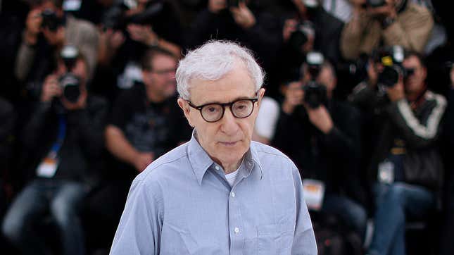 Image for article titled A Pandemic Didn&#39;t Stop Woody Allen From Finding a Publisher For His Memoir