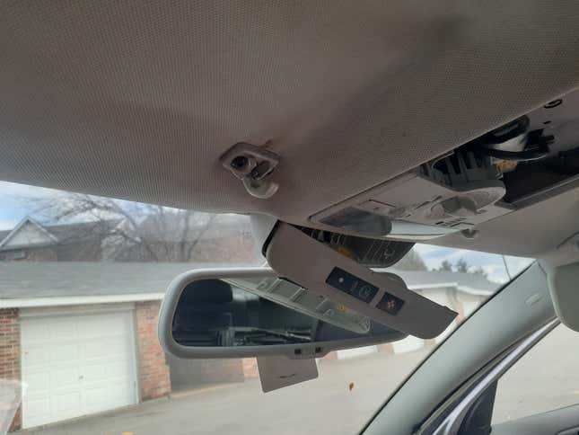 Image for article titled How I Fixed A Broken Sunroof In One Of The Most Unreliable Cars Of The Modern Era