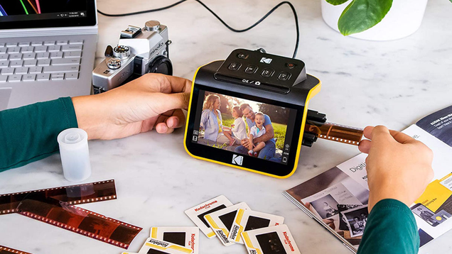 This Kodak Film and Slide Scanner Is $170 Right Now