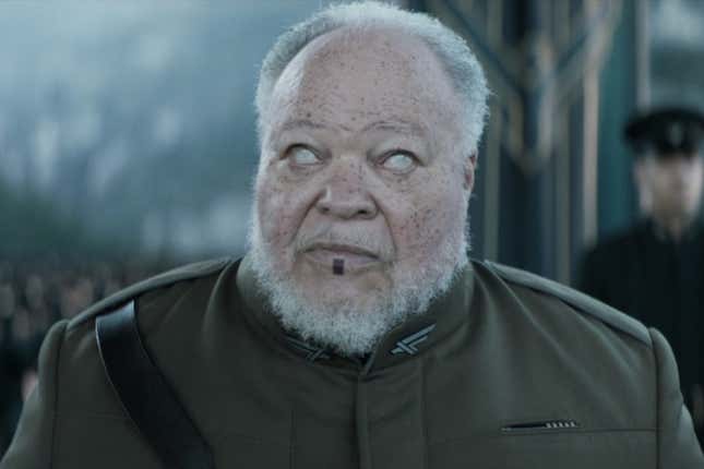 Stephen McKinley Henderson as Thufir Hawat in Dune, with his eyes rolled into the back of his head. 