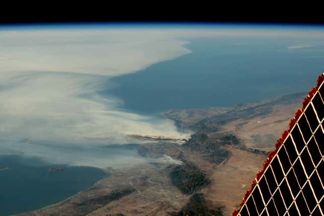 Image for article titled The destructive power of wildfires, seen from space