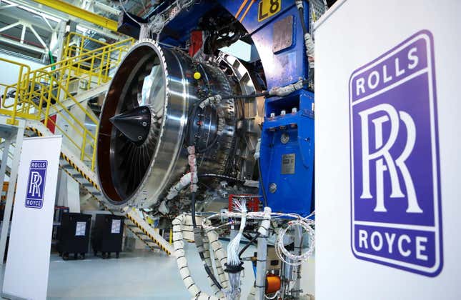 Image for article titled 🌍 Rolls-Royce buckles down