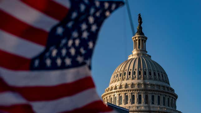 Image for article titled Whistleblower's Alleged UFO Leak Piques Congress' Curiosity