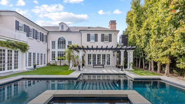 Image for article titled Inside Diddy&#39;s Former $7M Mansion Where Model Kim Porter Lived