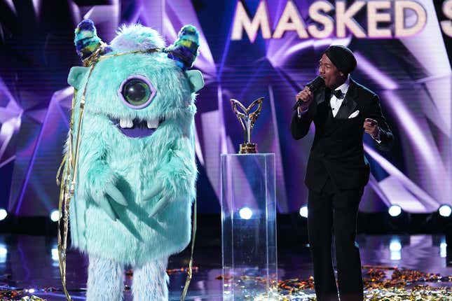 Image de l'article intitulé Les invités noirs les plus prolifiques et les plus sourds de The Masked Singer