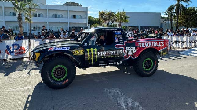 Imagen para el artículo titulado Aquí está todo lo interesante que vi al inicio de la Baja 1000