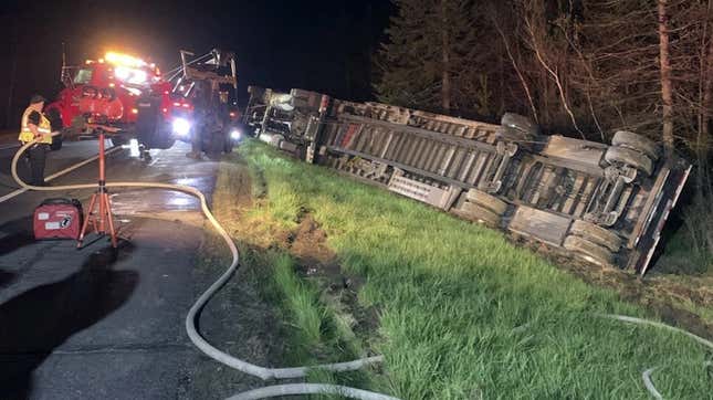 Overturned truck carrying bees in Maine