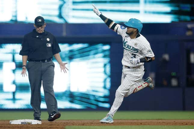 Marlins' Luis Arraez gets five hits in rout of Blue Jays