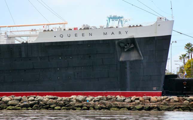 Image for article titled The Queen Mary Drama Continues: Long Beach Now Wants The Port To Take Control Of The Ship And Its Land