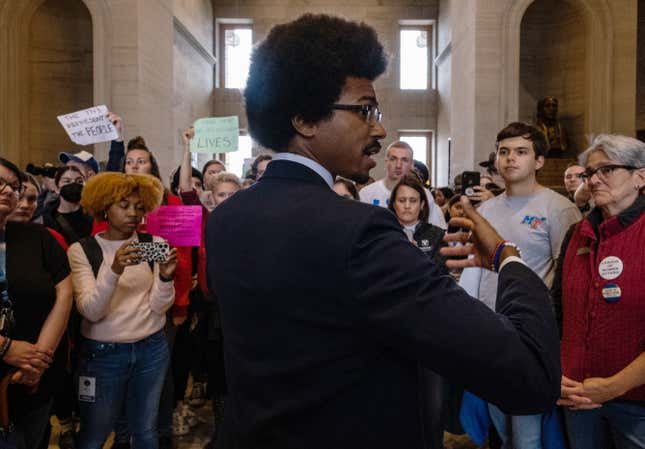 NASHVILLE, TN - APRIL 06: Democratic state Rep. Justin Pearson (R) of Memphis speaks with supporters after being expelled from the state Legislature on April 6, 2023