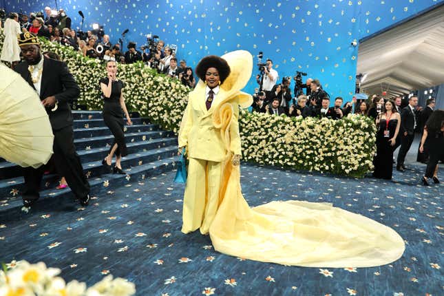 Image de l'article intitulé Met Gala 2025&amp;#xa0;: le plus grand album photo des looks des stars noires sur le tapis rouge