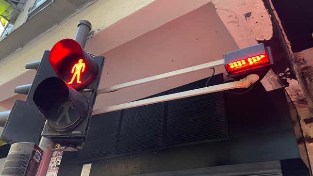 Hong Kong's Traffic Lights to Project Down on Distracted Texters