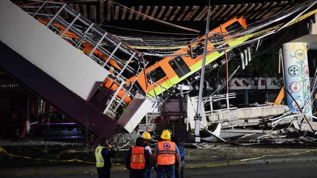 Image for article titled A Bridge Collapse In Mexico City Derailed Two Metro Cars And Left At Least 24 Dead