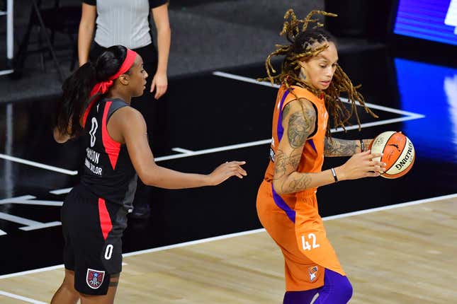 Brittney Griner #42 of the Phoenix Mercury is guarded by Glory Johnson #0 of the Atlanta Dream during the second half of a game at Feld Entertainment Center on August 14, 2020 in Palmetto, Florida. 