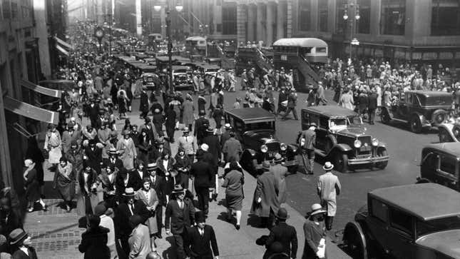 A street in Manhattan, circa 1925