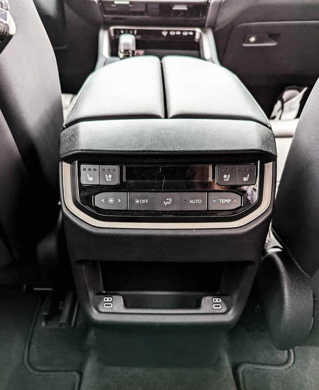 Image for article titled 2024 Lexus TX First Drive: It's Absolutely A Three-Row SUV