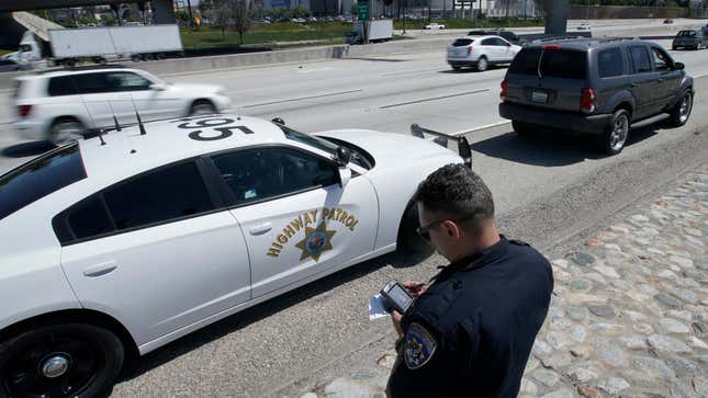 Image for article titled California Highway Patrol Is Still Doing 30 Day Tows Despite Unconstitutional Ruling