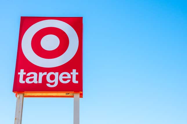 Image for article titled Target&#39;s top 10 Valentine&#39;s Day deals