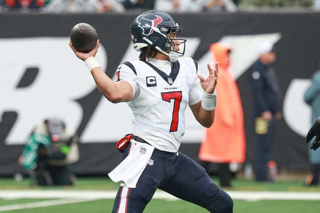 Texans QB C.J. Stroud leaves with possible head injury vs. Jets