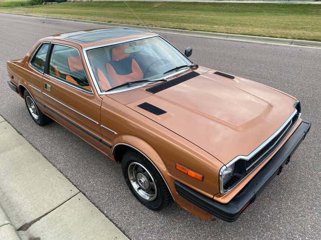 Image for article titled At $8,400, Could You Make Beautiful Music In This 1980 Honda Prelude?
