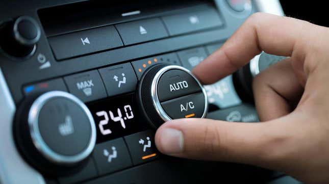 Esta pantalla táctil para los controles del coche no hay que tocarla, dice  reconocer con antelación dónde vas a pulsar