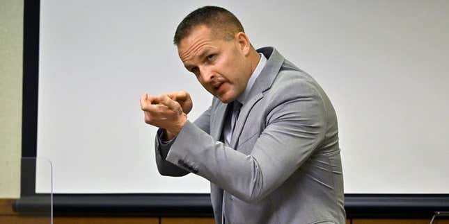 Former Louisville Police officer Brett Hankison testifies in a Louisville, Kentucky court room. 
