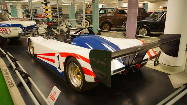 A photo of the hybrid Chrysler Patriot race car. 