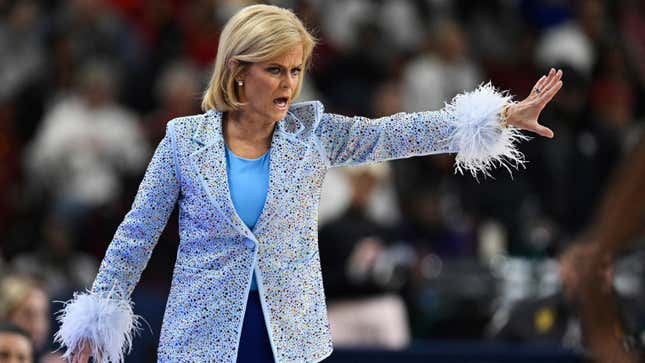 Image for article titled Kim Mulkey’s response to the LSU-South Carolina fight was trashy