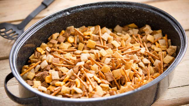 chex mix in dutch oven