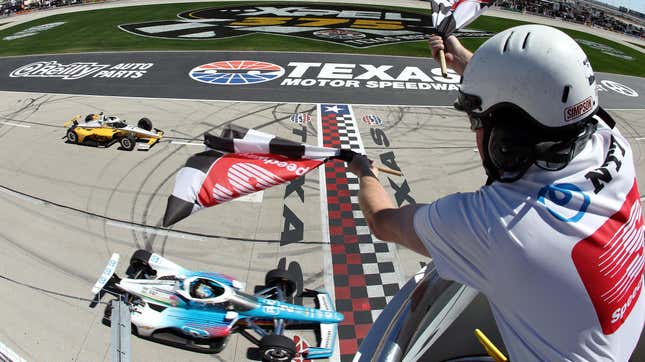 Image for article titled Last Lap Pass Decides IndyCar&#39;s Xpel 375 at Texas