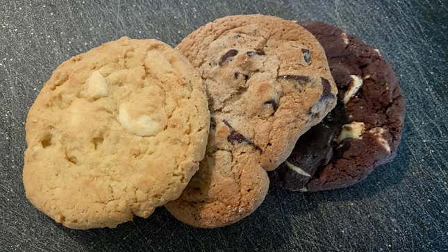 Cookies lined up next to one another