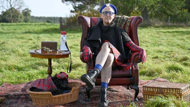 Image for article titled Let&#39;s rank all of Alan Cumming&#39;s fabulous outfits on The Traitors