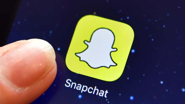 Image for article titled Snapchat Says App Will Stop Crashing If You Download the Update