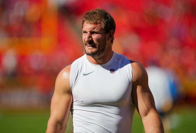 Chargers Open Practice Window For DE Joey Bosa