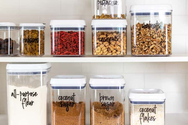 Mothering with Creativity: Re-purposing old jars into spice containers