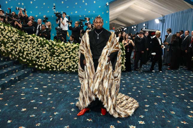 Image for article titled Live 2025 Met Gala: Black Stars&#39; Red Carpet Looks