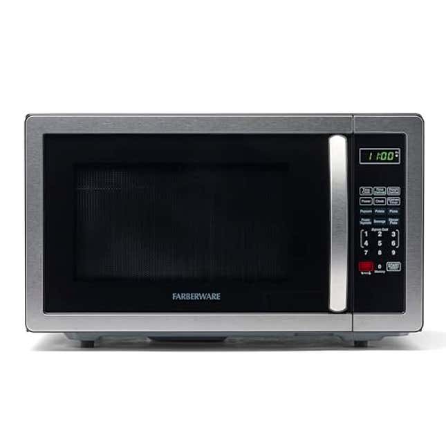 Image for article titled Exceptional Discount on Farberware Countertop Microwave, 23% Off