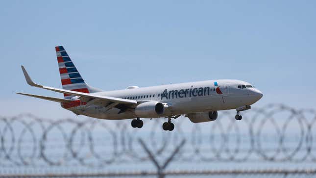 Image for article titled These Are Your Most Infuriating Flight Delay Horror Stories