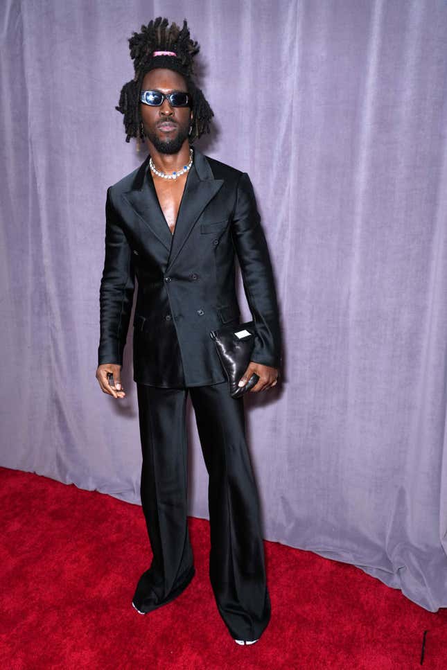 Image for article titled 2023 Grammys: Red Carpet Looks From Black Celebrities and Musicians