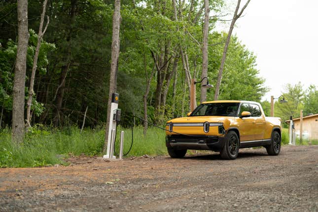 Image for article titled These Are Your Dream Two-Car, $300,000 Garages