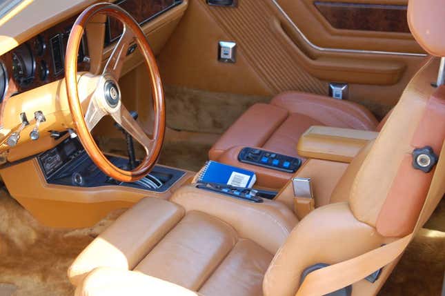 Image for article titled At $15,000, Would You Go For Baroque in This 1981 Zimmer Golden Spirit?