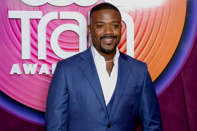  Ray J attends Soul Train Awards 2023 on November 19, 2023 in Beverly Hills, California.