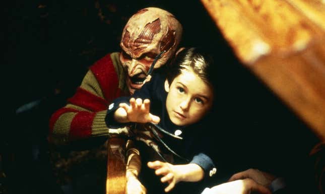 Freddy ve Nancy'nin oğlu Dylan, Miko Hughes tarafından canlandırılıyor.