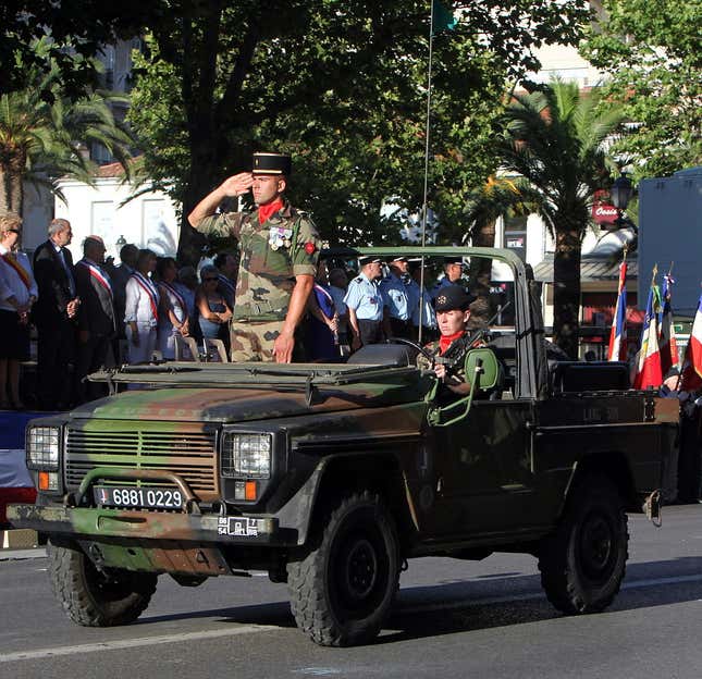 Peugeot P4 driven in a military parade in 2011