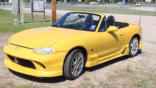 Nice Price or No Dice 2002 Mazda MX5 Miata