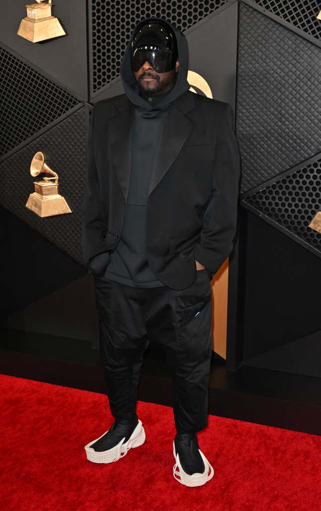 Image for article titled 2024 Grammys: Red Carpet Trainwrecks