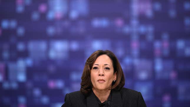 Image for article titled Kamala Harris Responds to Critics of President Biden&#39;s Age